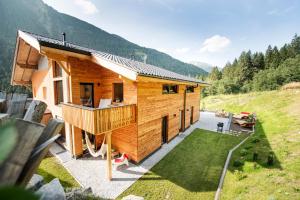 Gallery image of Ferienhaus zum Stubaier Gletscher - WALD in Neustift im Stubaital
