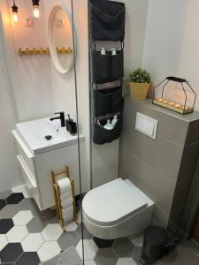 Kúpeľňa v ubytovaní BYTEČEK U LESA