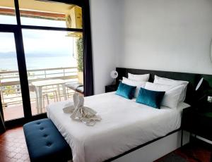 Posteľ alebo postele v izbe v ubytovaní Apartamento Torre de la Roca Actual