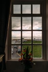 Gallery image of The Queens Hotel in Lytham St Annes