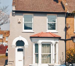 JB stays Greenwich, 3 bed house,ideal for contractors and family