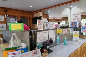 Poonsook Phitsanulok Hotel SHA Plus的厨房或小厨房