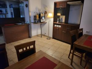 Kuchyňa alebo kuchynka v ubytovaní Amber Hostel