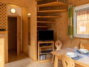 TV a/nebo společenská místnost v ubytování Chalet in Stadl near Kreischberg Ski Area
