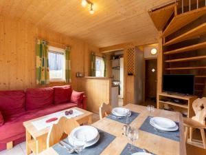 Posezení v ubytování Chalet in Stadl near Kreischberg Ski Area
