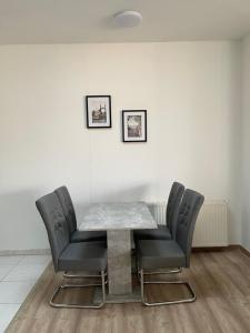 Posezení v ubytování E&B Apartments Korb