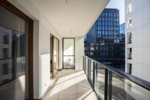 Balkón alebo terasa v ubytovaní Old Town Heart IX Luxury - Przyokopowa