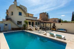Fotografie z fotogalerie ubytování WELCS VILLA FALCONERA 017 EMP con Piscina privada v destinaci Empuriabrava