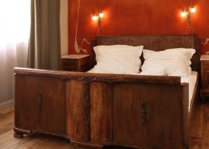 Ένα ή περισσότερα κρεβάτια σε δωμάτιο στο Hotel Lux