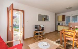 Køkken eller tekøkken på Apartment between the vineyard