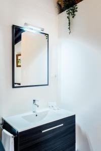 A bathroom at Casa Ispal Alfalfa