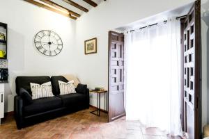 A seating area at Casa Ispal Alfalfa