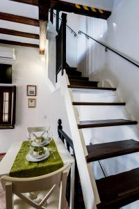 A seating area at Casa Ispal Alfalfa