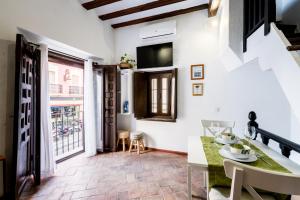 A television and/or entertainment centre at Casa Ispal Alfalfa