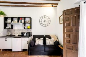 A kitchen or kitchenette at Casa Ispal Alfalfa