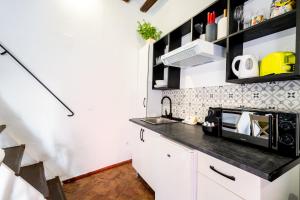 A kitchen or kitchenette at Casa Ispal Alfalfa