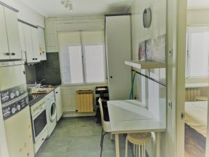 Zdjęcie z galerii obiektu Vive Vitoria Apartamento con jardín w mieście Vitoria-Gasteiz