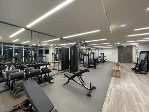 Fitness centrum a/nebo fitness zařízení v ubytování The Smart Concierge - Sunrise Bay tower 1