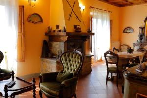 Agriturismo Villa Guarnaschelli的休息区