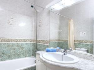 Fotografia z galérie ubytovania Holiday Home Cris by Interhome v destinácii Mont Barbat