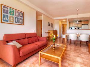 Posedenie v ubytovaní Apartment Port Pals C II by Interhome