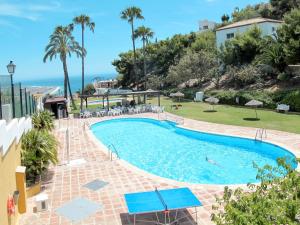 The swimming pool at or close to Apartment Salz by Interhome