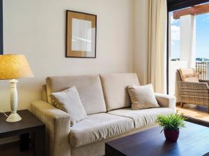 Posedenie v ubytovaní Apartment Alamar by Interhome