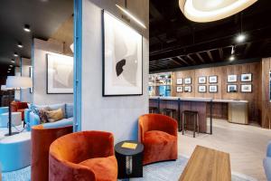 Wilde Aparthotels Manchester City Centre的休息区