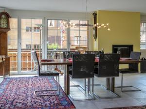 Restaurace v ubytování Apartment Carina by Interhome