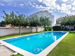 Bazén v ubytovaní Villa Villa Formentera by Interhome alebo v jeho blízkosti