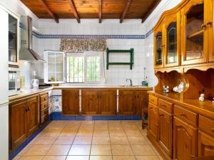 Køkken eller tekøkken på Holiday Home Villa Verde by Interhome