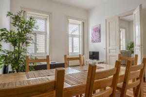 TV a/nebo společenská místnost v ubytování Vienna City Apartments Unteres Belvedere