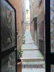Fotografia z galérie ubytovania La Sorpresa Monolocale con VISTA VALLATA v destinácii Pitigliano