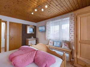 Łóżko lub łóżka w pokoju w obiekcie Appartement Traumblick