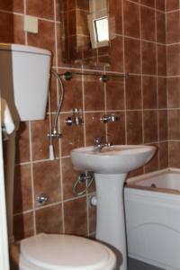 Kupatilo u objektu Apartments Bečić +69 fotografija