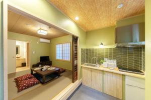 Virtuvė arba virtuvėlė apgyvendinimo įstaigoje Yadoya Asakusa Sennomori / Vacation STAY 46775