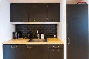 O bucătărie sau chicinetă la Kings Garden - 5 bedrooms - 2 baths by Daniel&Jacob's +27 fotografii