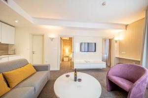 Ruang duduk di Hotel Aleksandar Rafailovići