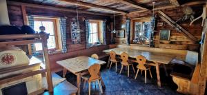 Fotografia z galérie ubytovania Almgasthaus Flecknerhütte v destinácii San Leonardo in Passiria