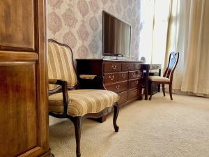 Posedenie v ubytovaní OPERA16 Guestrooms