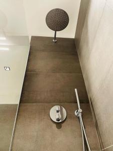 Bilik mandi di MUROS - Design Apartments in Trento