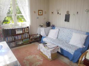 Posezení v ubytování Lenard Charles Bed & Breakfast