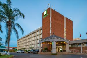 Imagen de la galería de Holiday Inn - Bulawayo, an IHG Hotel, en Bulawayo