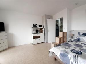 Kuchyň nebo kuchyňský kout v ubytování Dax à pied! T1 2 étoiles centre ville balcon