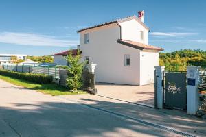 Budova, v ktorej sa vila nachádza