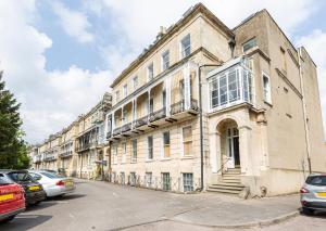 Gallery image of 16 Lansdown Flat 3 - By Luxury Apartments in Cheltenham