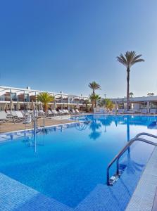 Bazén v ubytování H10 Ocean Dreams Hotel Boutique - Adults Only nebo v jeho okolí
