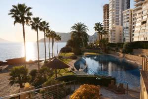Bazén v ubytování Apartamento Paradero de Ifach - Costa CarpeDiem nebo v jeho okolí
