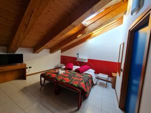 โทรทัศน์และ/หรือระบบความบันเทิงของ Casa Santa Caterina e Sant Antonio