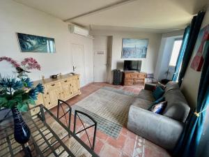 Gallery image of Appartement Jardin exotique in Cap d'Ail